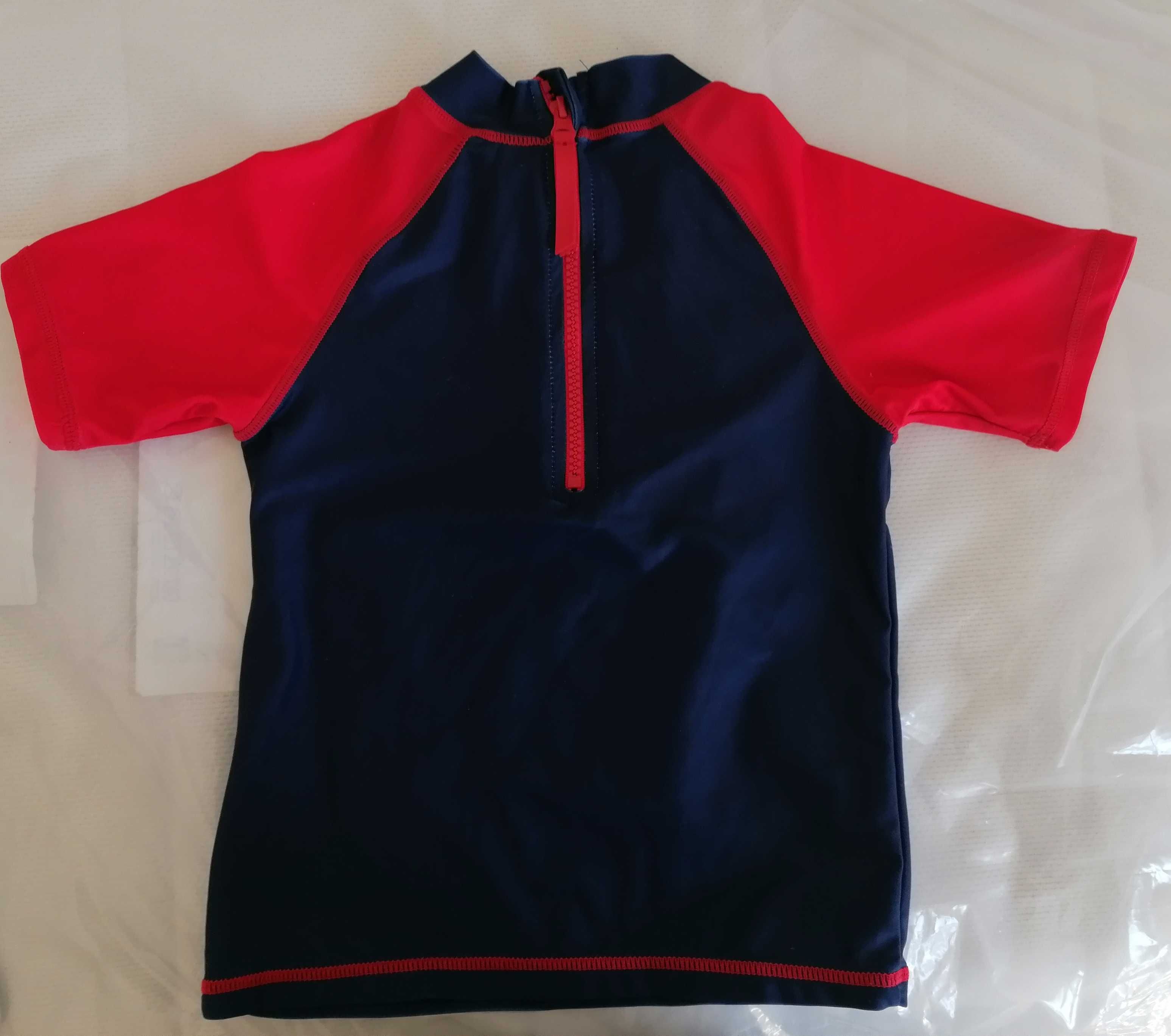 Koszulka do pływania 122/128 chłopięca Reserved Kids na plażę Avengers
