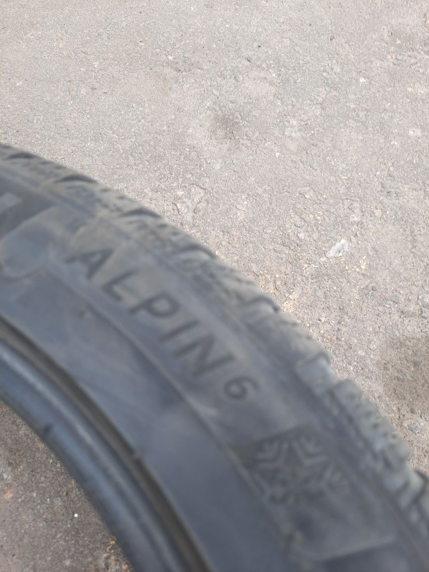 Продам шины 225/45 R17 94v michelin alpin 6