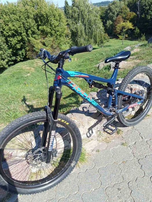Продам велосипед rock mashine blizzard.