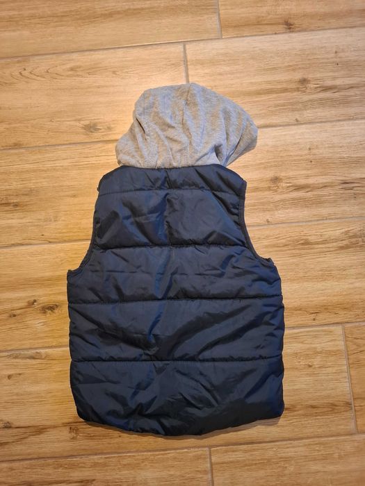 Kamizelką chłopięca r. 104