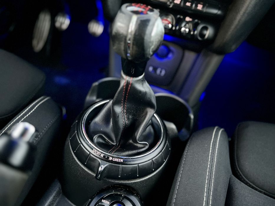 Mini Cooper D 1.5 Diesel 5 Portas (JCW)