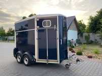 Ifor Williams HB506  Ifor Williams HB506 przyczepa do przewozu koni