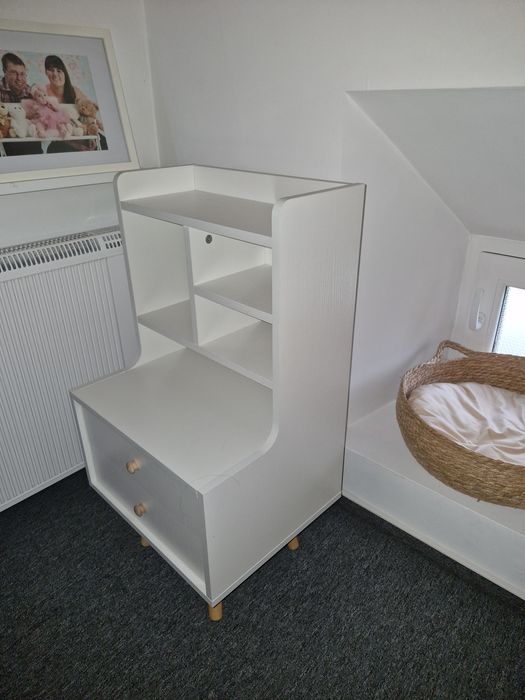 Biała szafka nocna komoda skandynawski styl