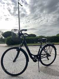 Bicicleta com cesto Deed roda 28 semi-nova