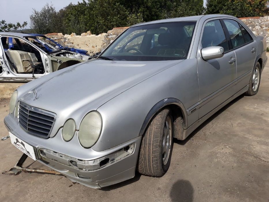 Mercedes E 270 CDI Auto 2003, E 270 CDI W 210 Auto 1999 Para Peças