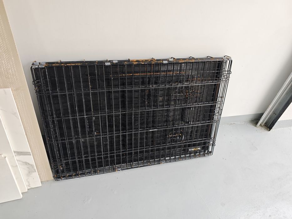 Gaiola para cão usada