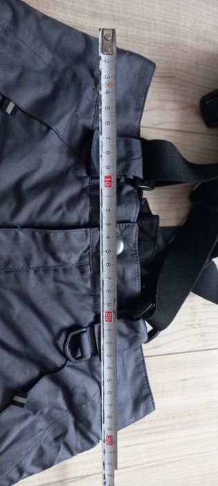 Sprzedam zimowe spodnie śniegowce chlopiece r.110/116