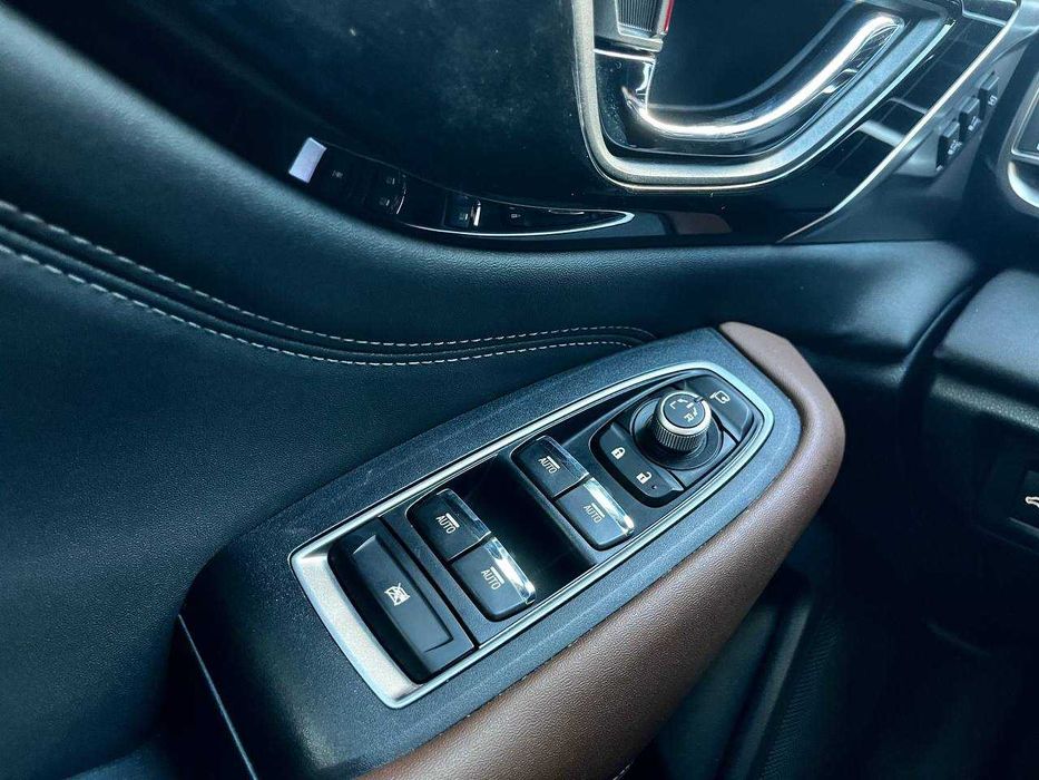 Субару Оутбек 2,4 бензин автомат 2021