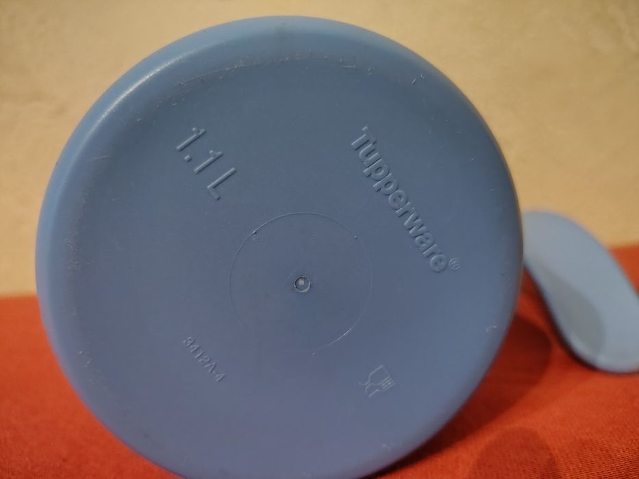Dzbanek termos pojemnik Tupperware 1,1 L Twist N Pour