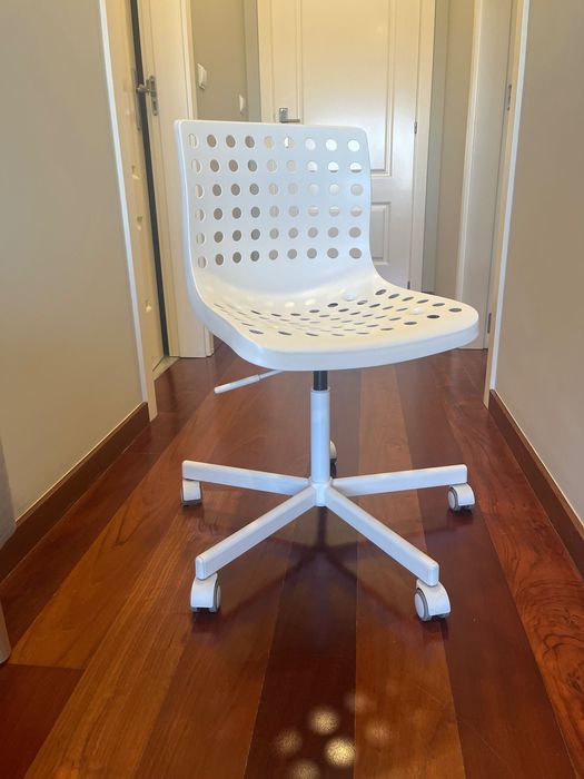 Cadeira giratória IKEA (modelo descontinuado)