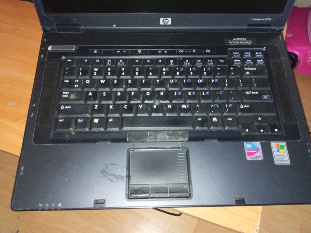 HP Compaq NC 8230
