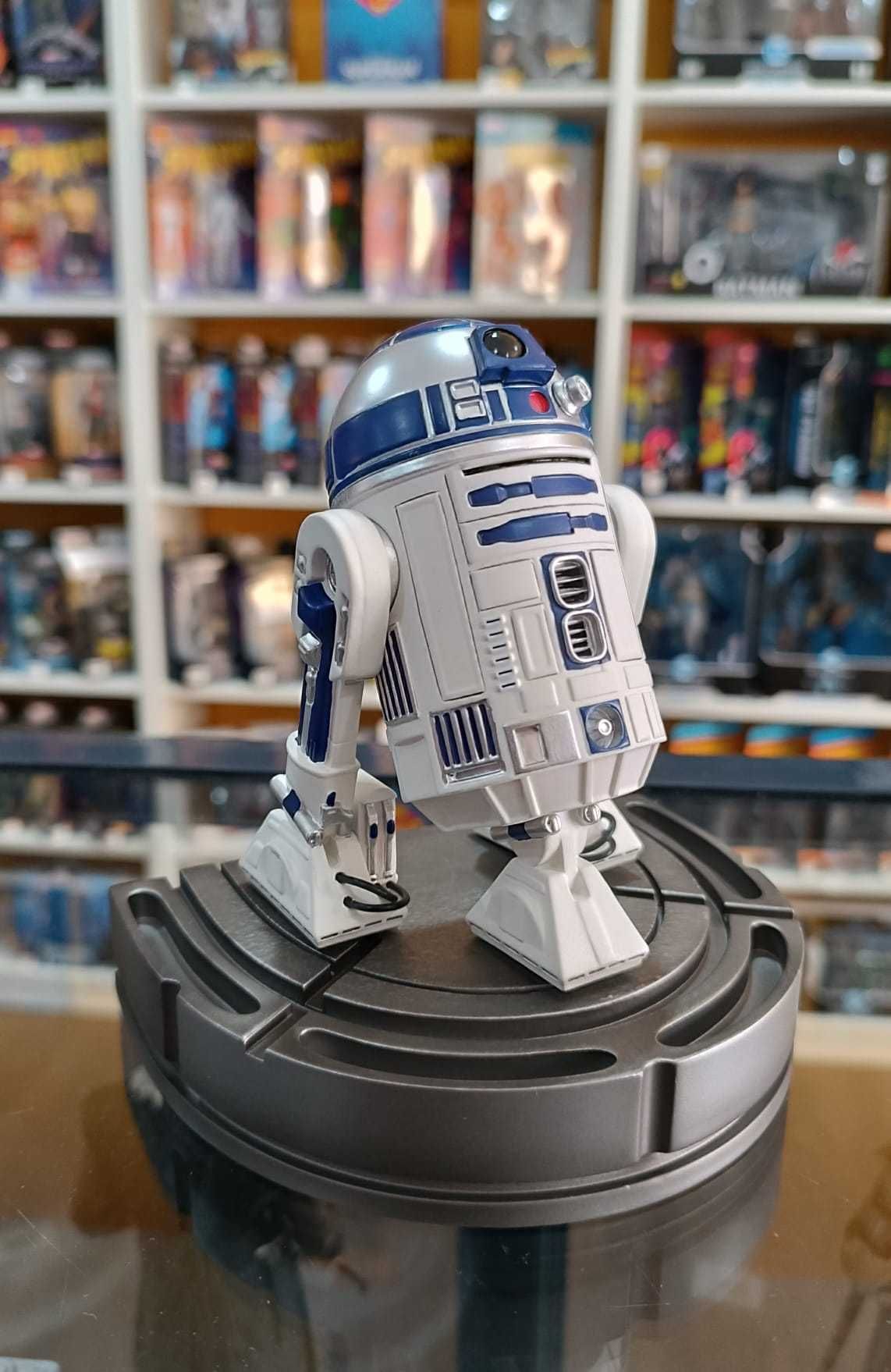 Estátua Star Wars - R2-D2