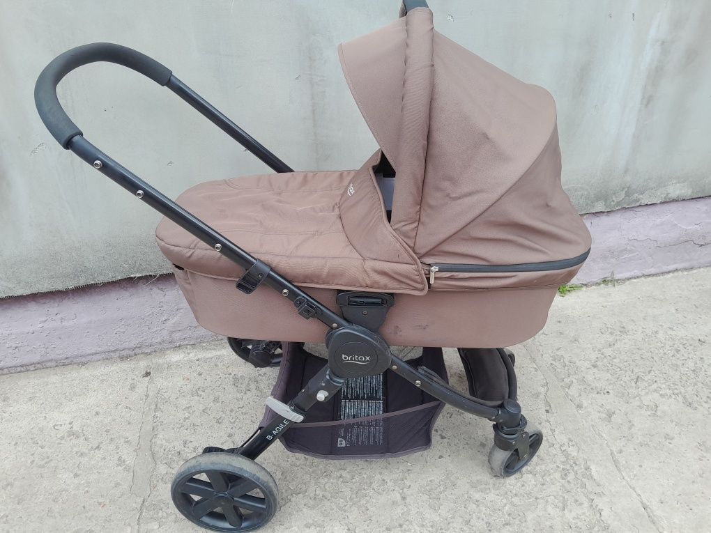 Продам детскую коляску