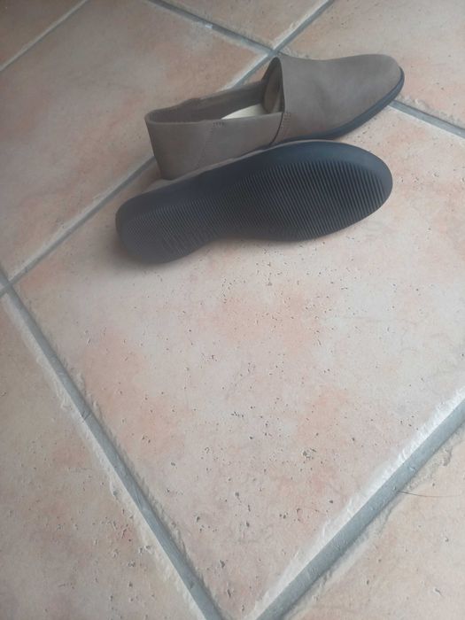 Vende-se sapatos em pele n 37