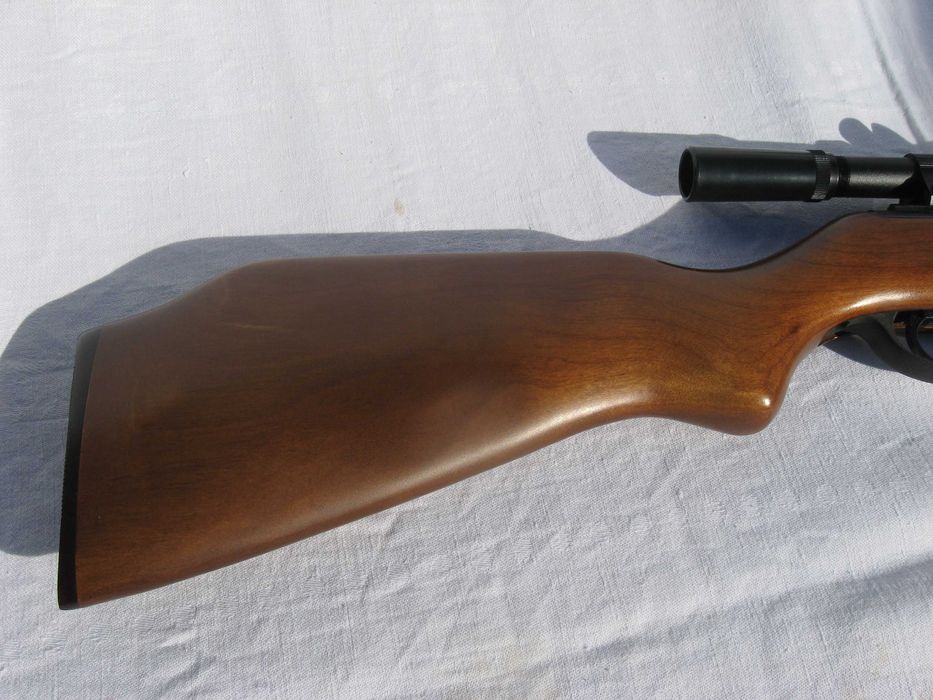 Дитяча снайперська гвинтівка з оптичним прицілом