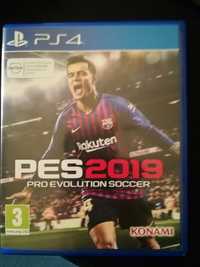 PES Pro Evolution Soccer 2019 - PS4