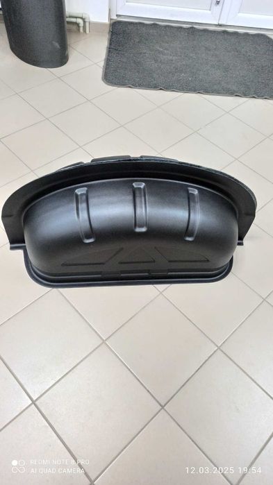 Пластик на колісні арки Volkswagen Crafter 2020.