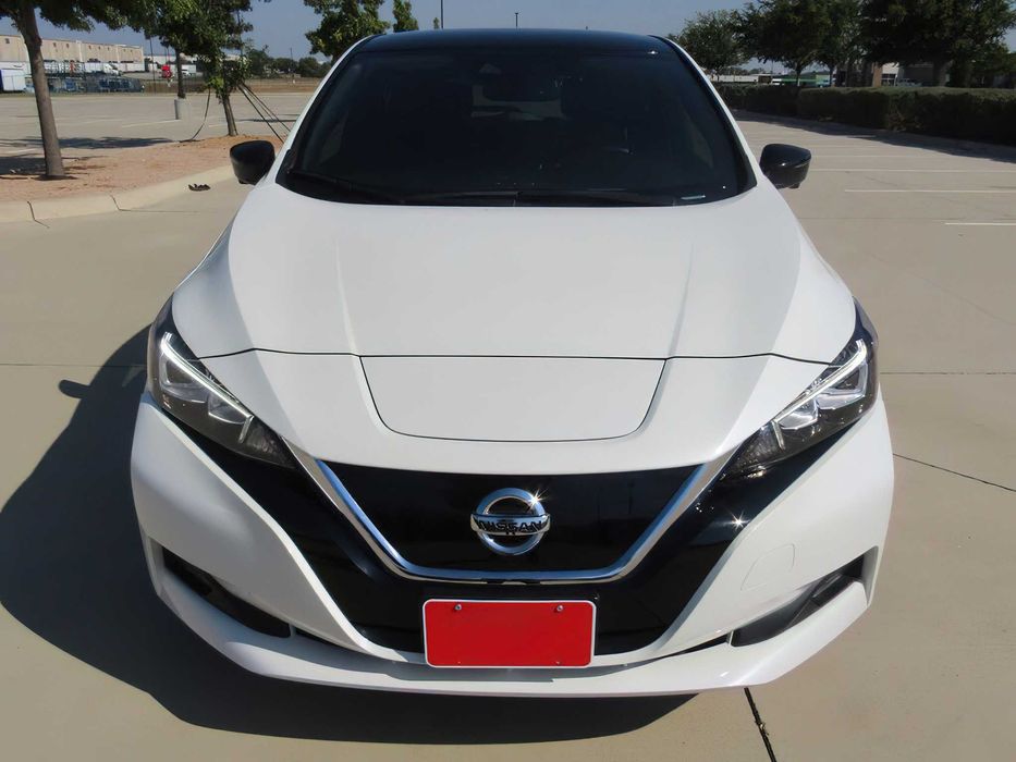 Nissan LEAF SL      2019