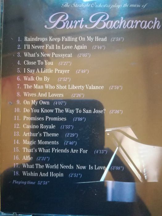 5 CD'S Música,Burt Bacharach, Charles Aznavour, Frank Sinatra + Vários