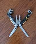 Leatherman Signal