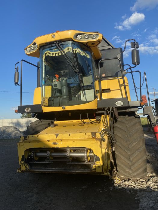 Зернозбиральний комбайн New Holland cx 6090