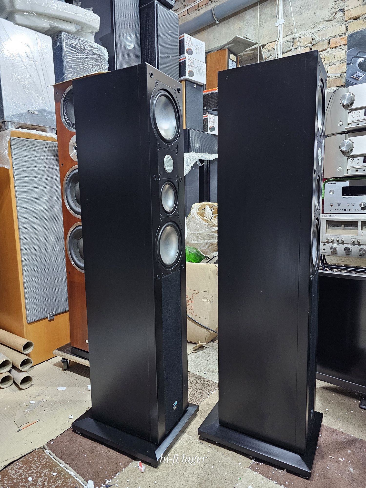 Elac cl 202 немецкая акустика High End классна Топ модель Ритейл 4000$