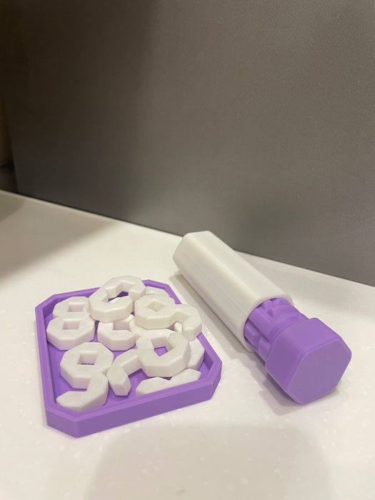 Головоломка лабіринт і цифри