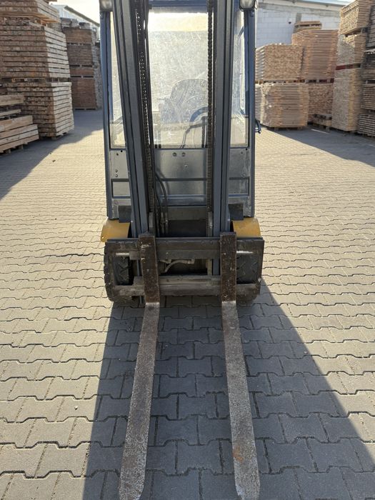 Wozek widlowy Jungheinrich TFG320 rok 2008 udzwig 2t