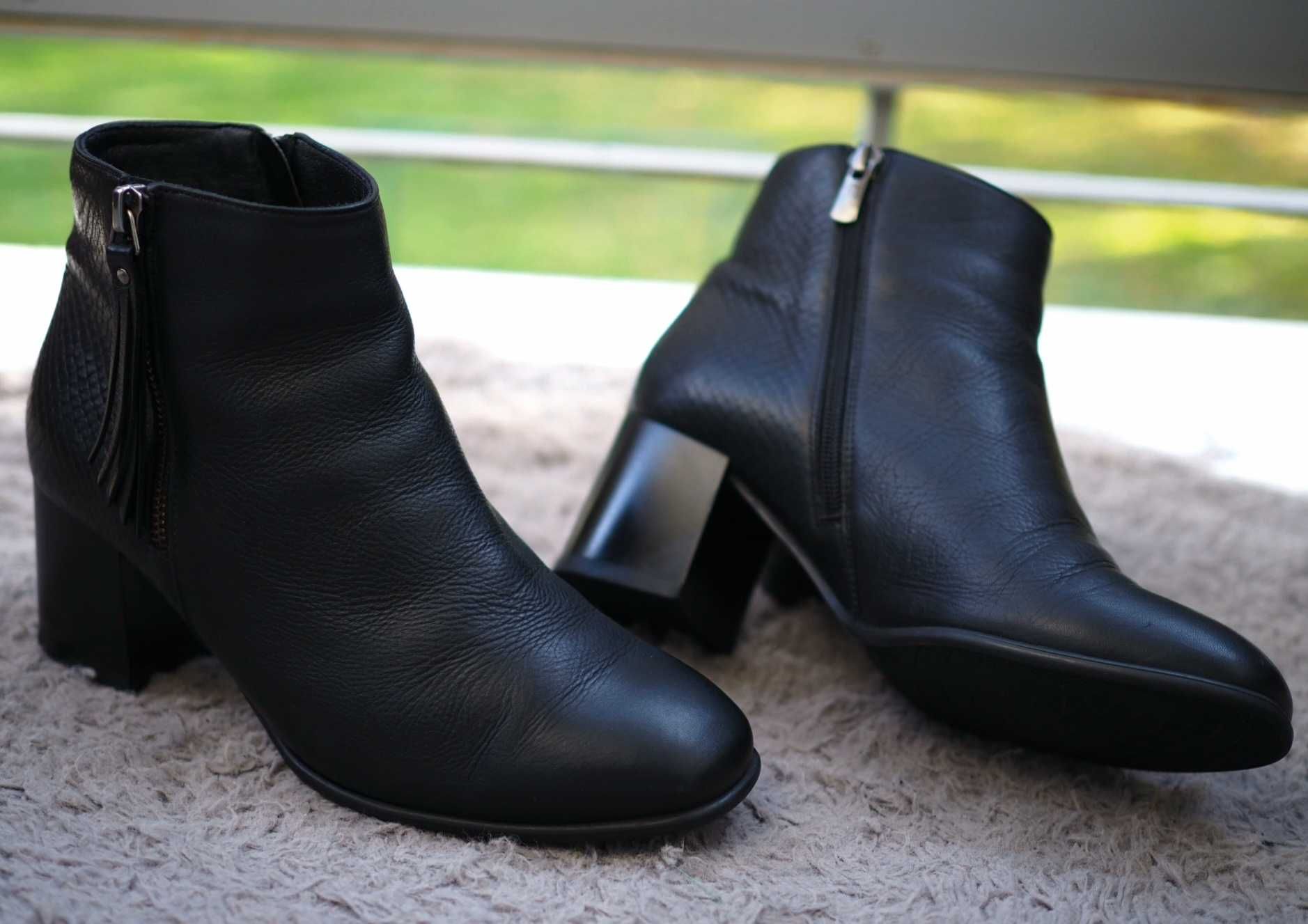 Kozaki, botki, buty zimowe damskie od Lasocki. R. 37, czarne. Zadbane!