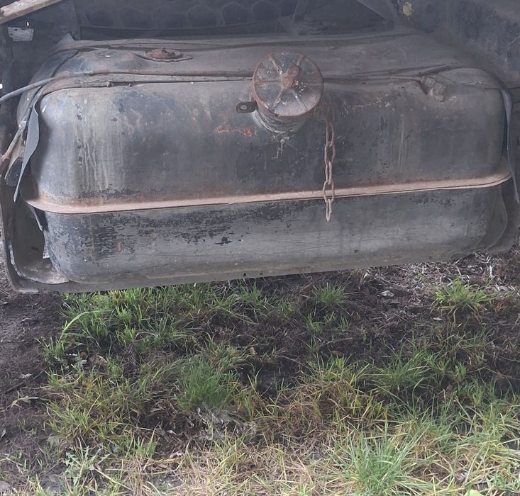 Паливний бак зіл