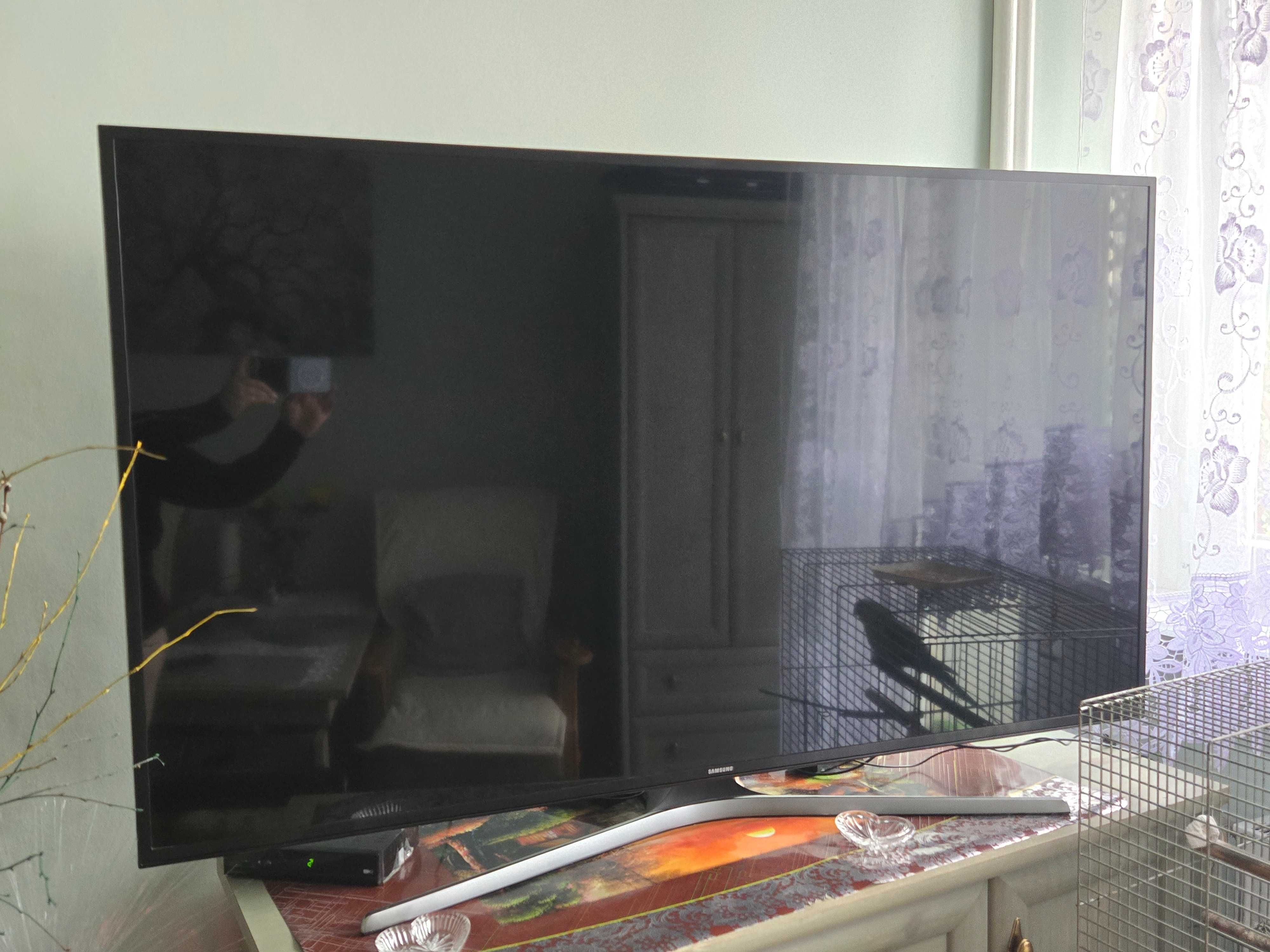 Sprzedam telewizor Samsung (55cali)