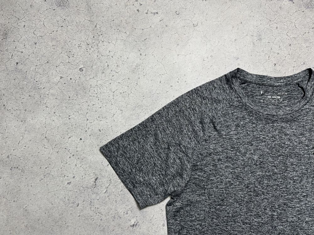 Мужская Спортивная Футболка Under Armour Оригинал S-M
