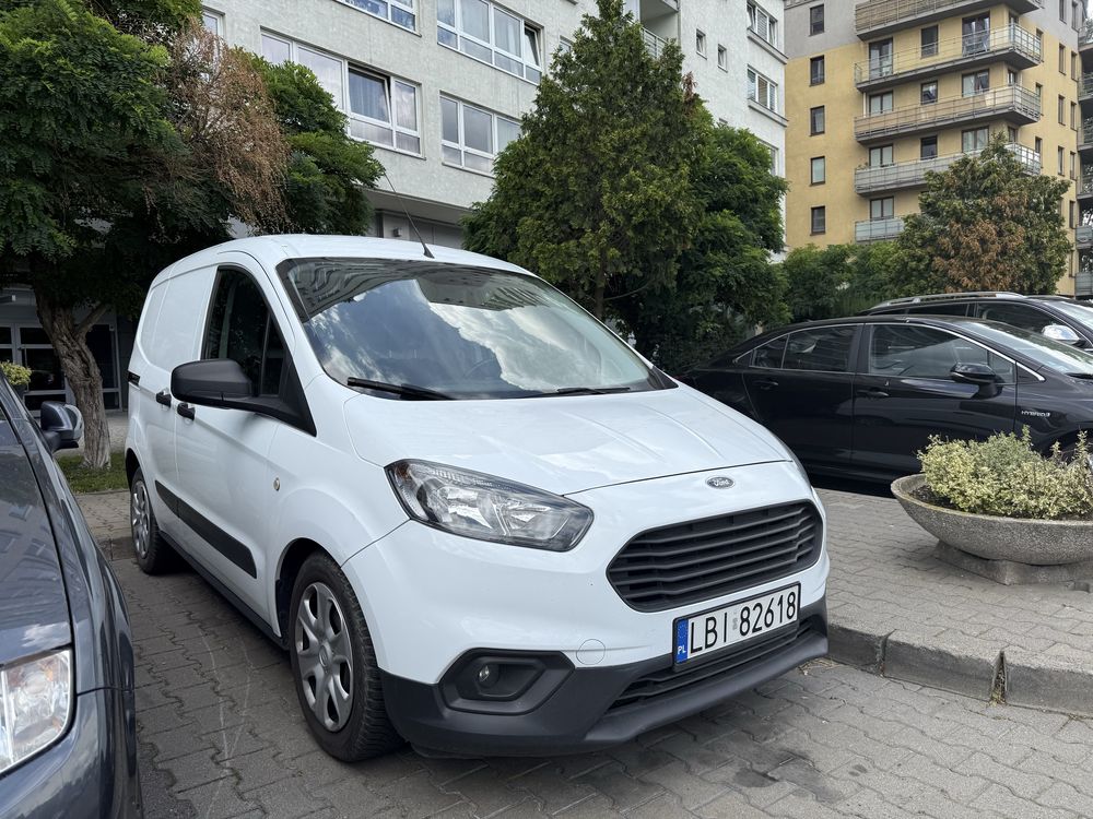 Ford_Transit_Courier_1.5_TDCi