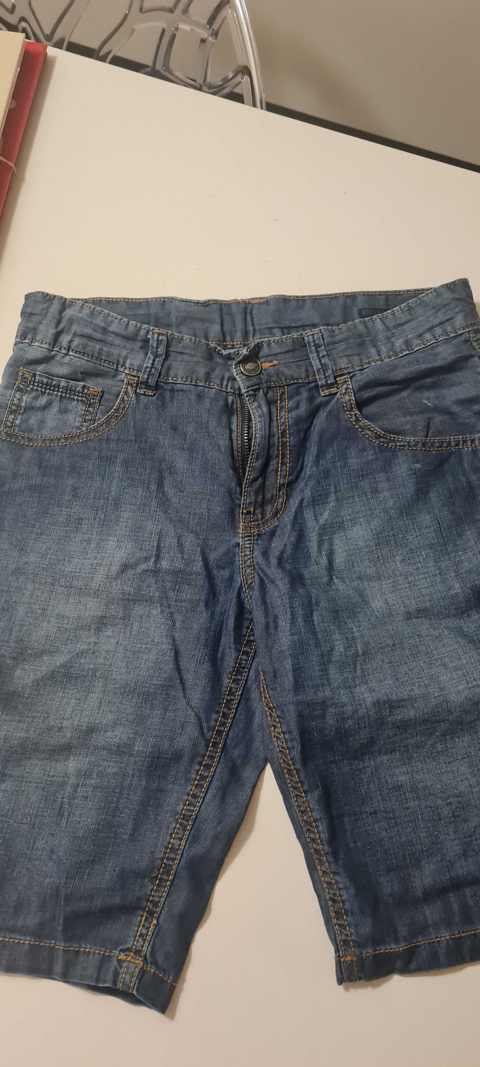 Benetton szorty z miękkiego jeansu unisex