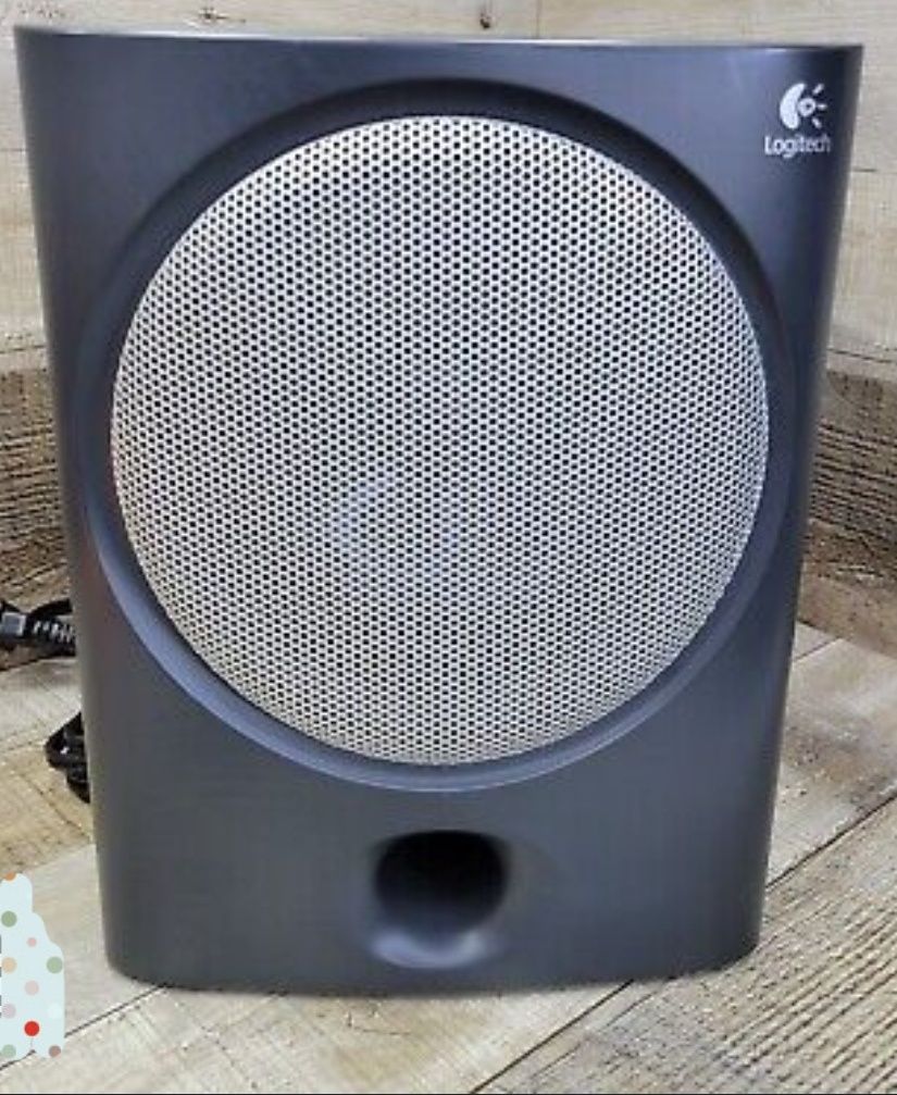 Colunas som Logitech X220