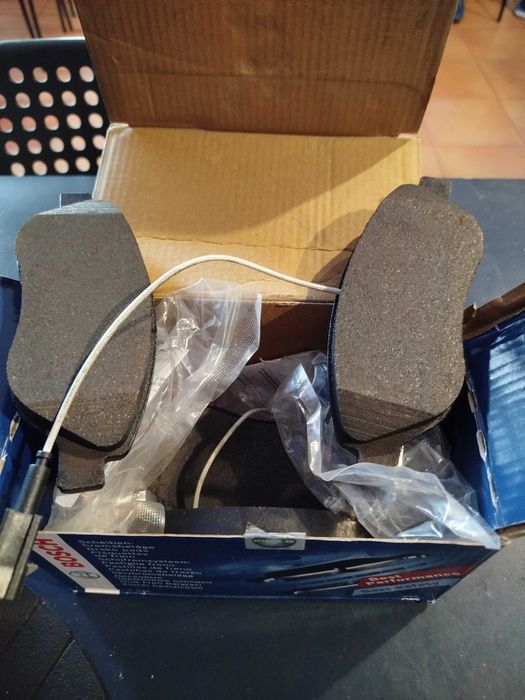 Pastilhas de travão Bosch novas