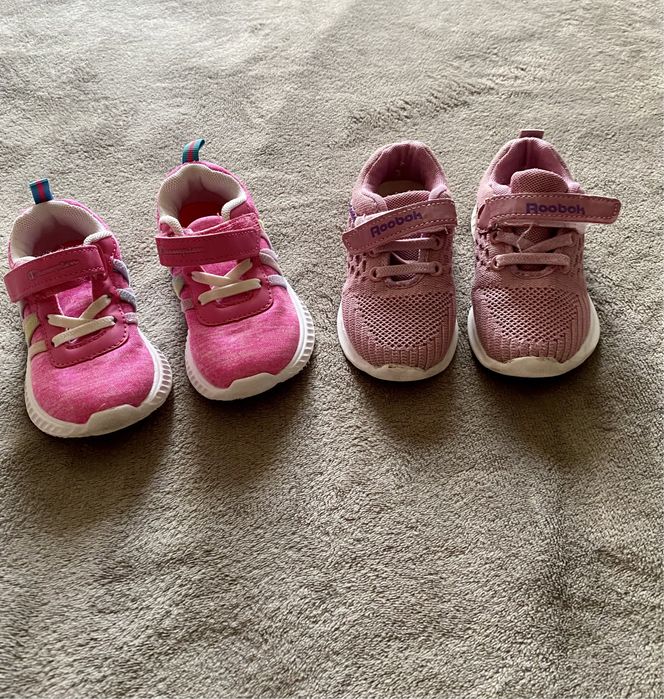 Кросівки для дівчинки