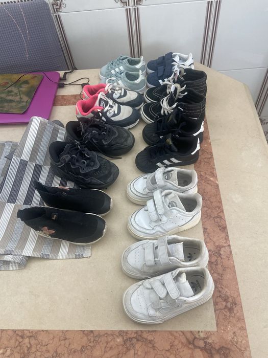 Tenis varias marcas e numeros