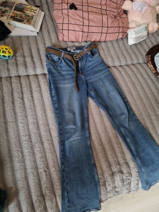 Продам джинсы кльош