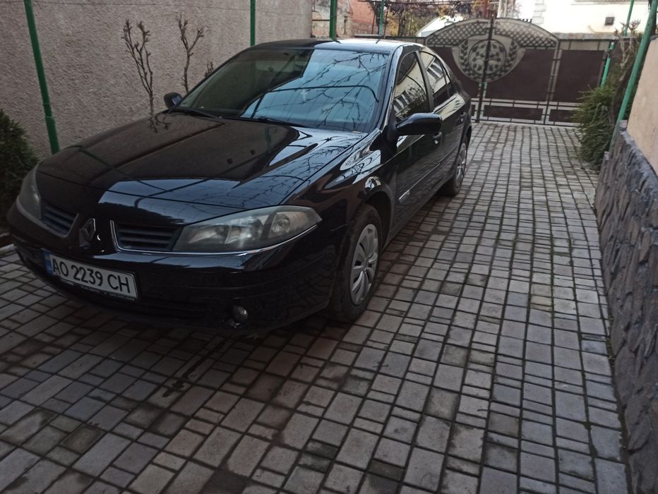 Рено лагуна 2007 рік