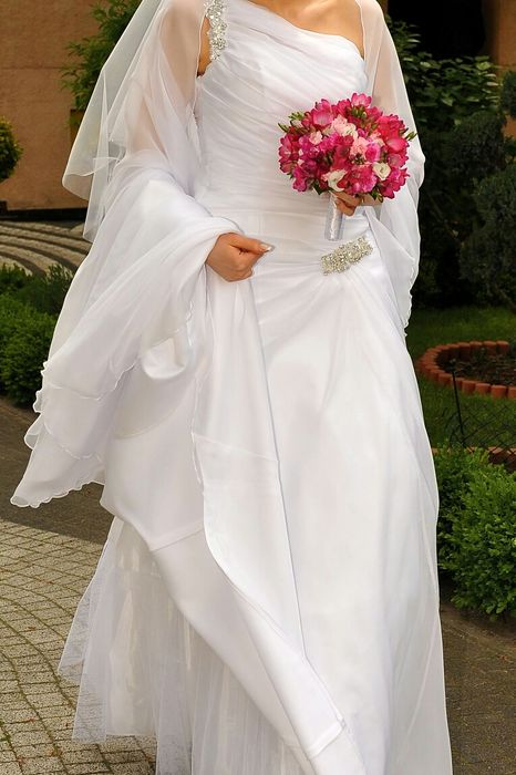 Oryginalna biała suknia ślubna jak nowa