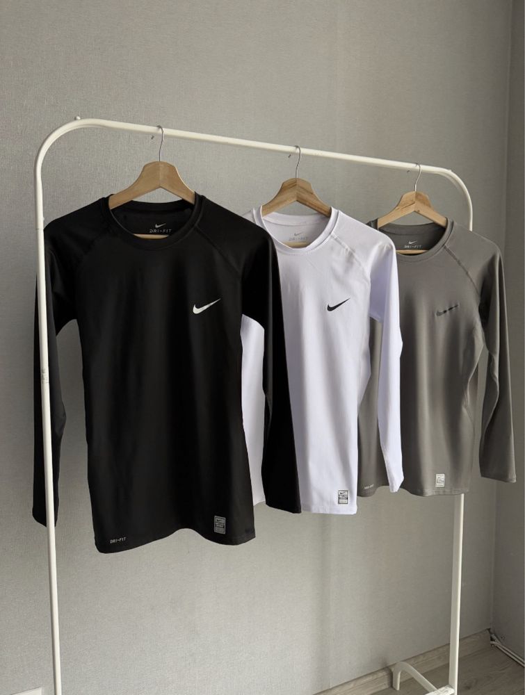 Рашгард Nike термо обтягуючий термо найк