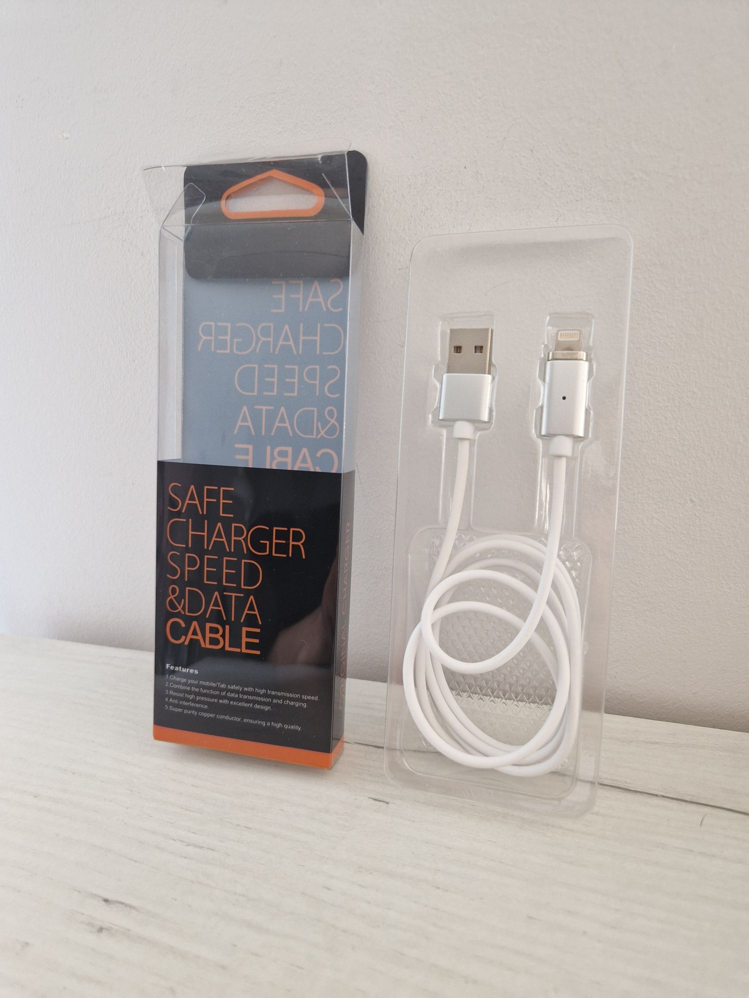 Kabel Magnetyczny USB na Lightning rozpinane złącze Iphone 5/6/7/8/SE