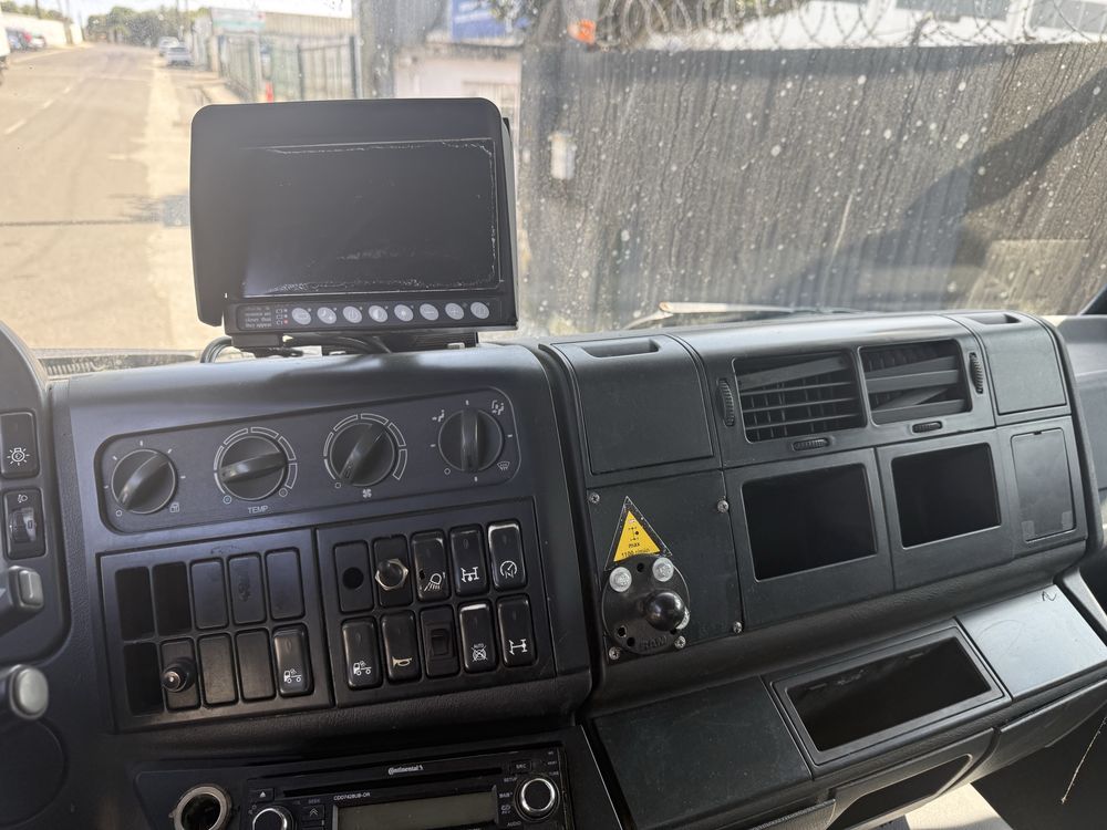 MAN TGM 18.340 P/CONTENTORES IMPECÁVEL APENAS 600.000km #OPORTUNIDADE#