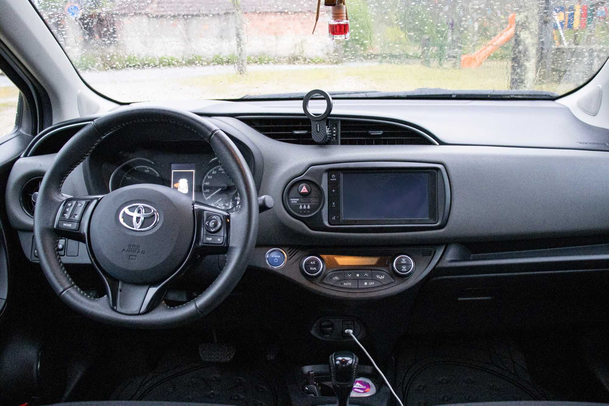 Toyota Yaris - Hybrid - 2019