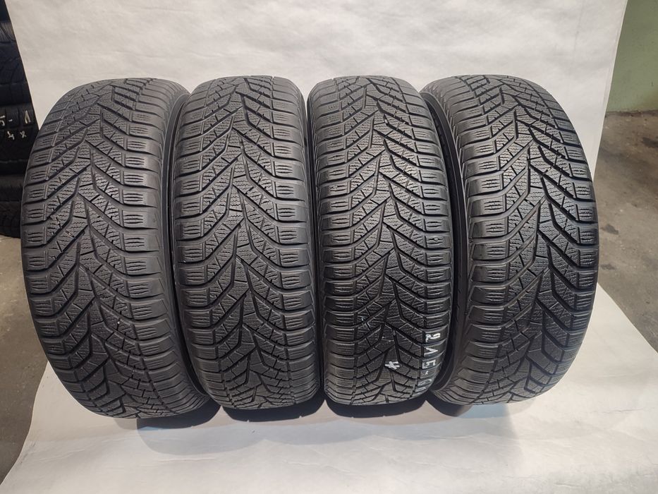 Opony Zimowe 215/60/16 R16 Yokochama W*drive V 095 ** 4 x 7 mm **
