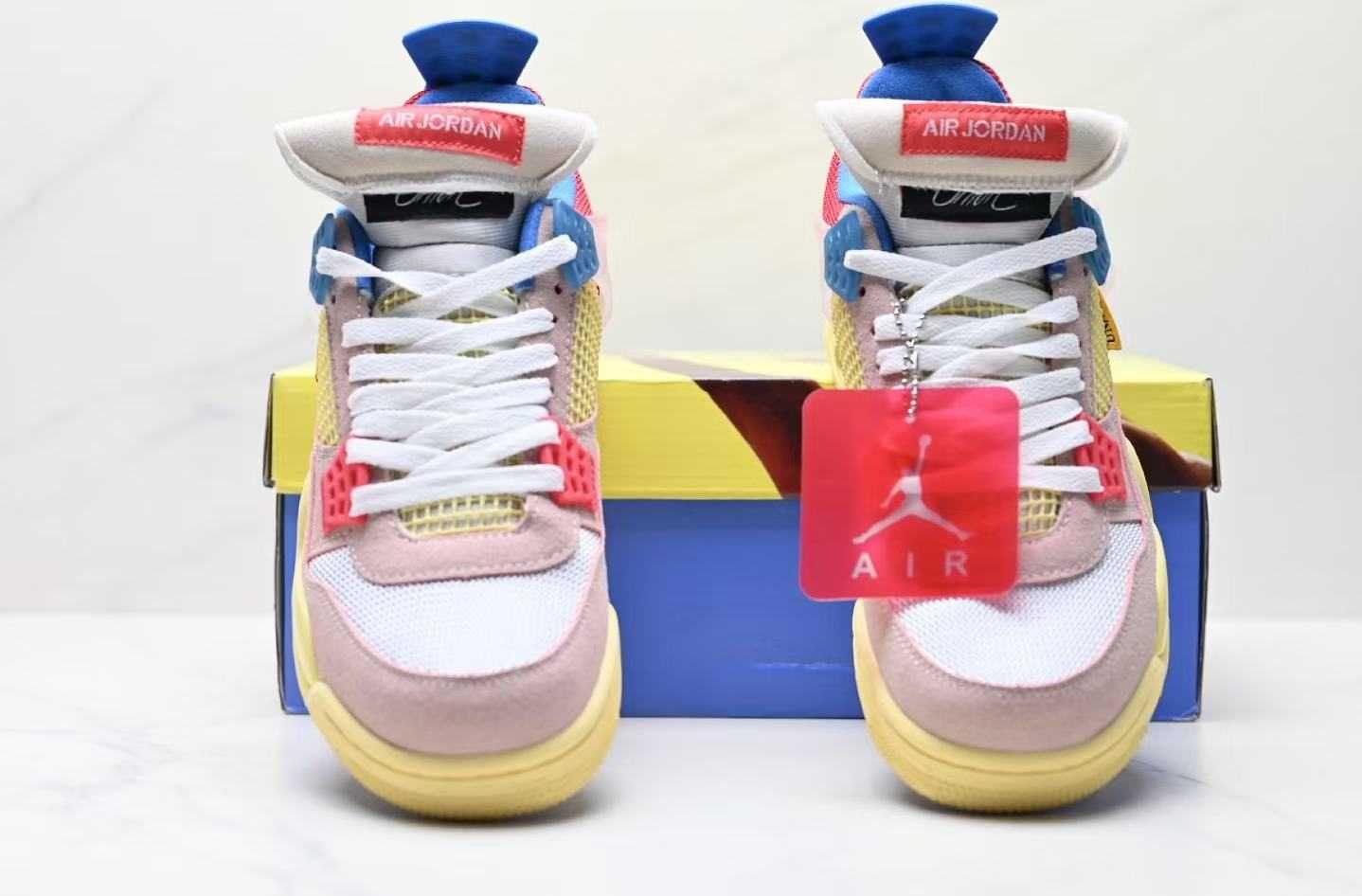 Jordan 4 RetroUnion Guava Ice R.40