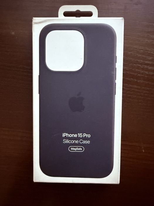 Оригінальний чохол до iphone 15 pro