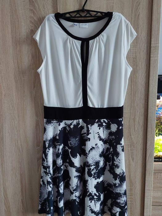 Sukienka BodyFlirt 40/42