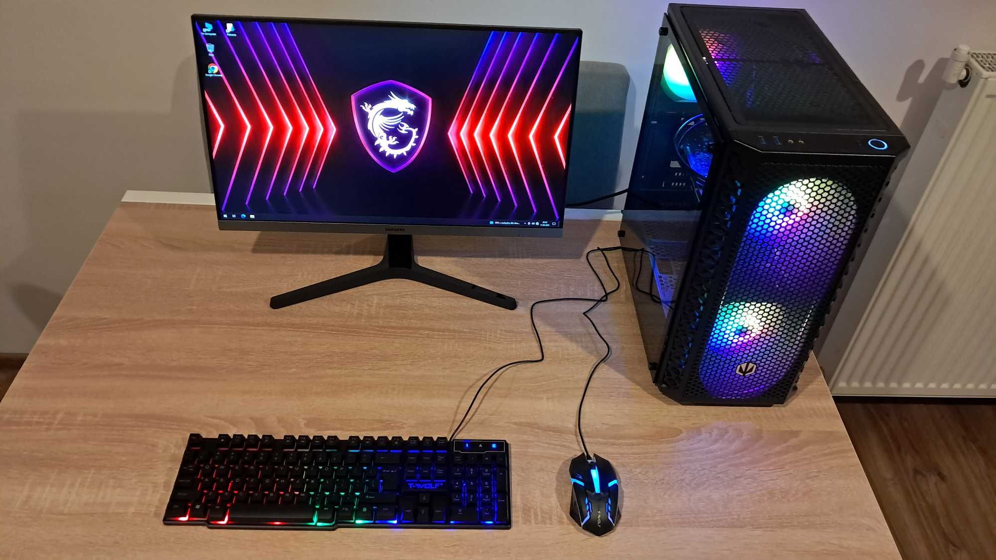 Zestaw Dla Gracza i7 8x3.9GHz/GTX/Ram-16GB/SSD+1TB/Samsung 24' IPS